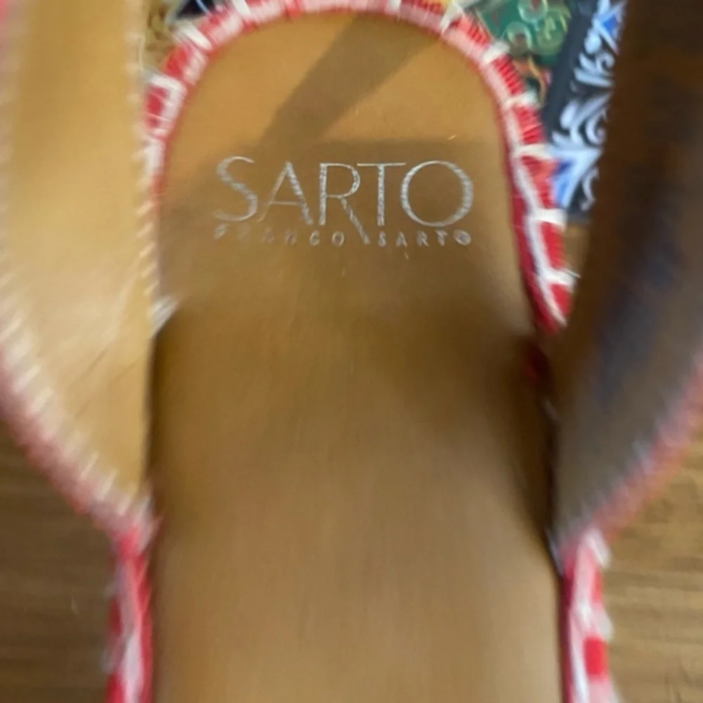 SARTO from NORDSTROM red espadrille platforms❣️EUC